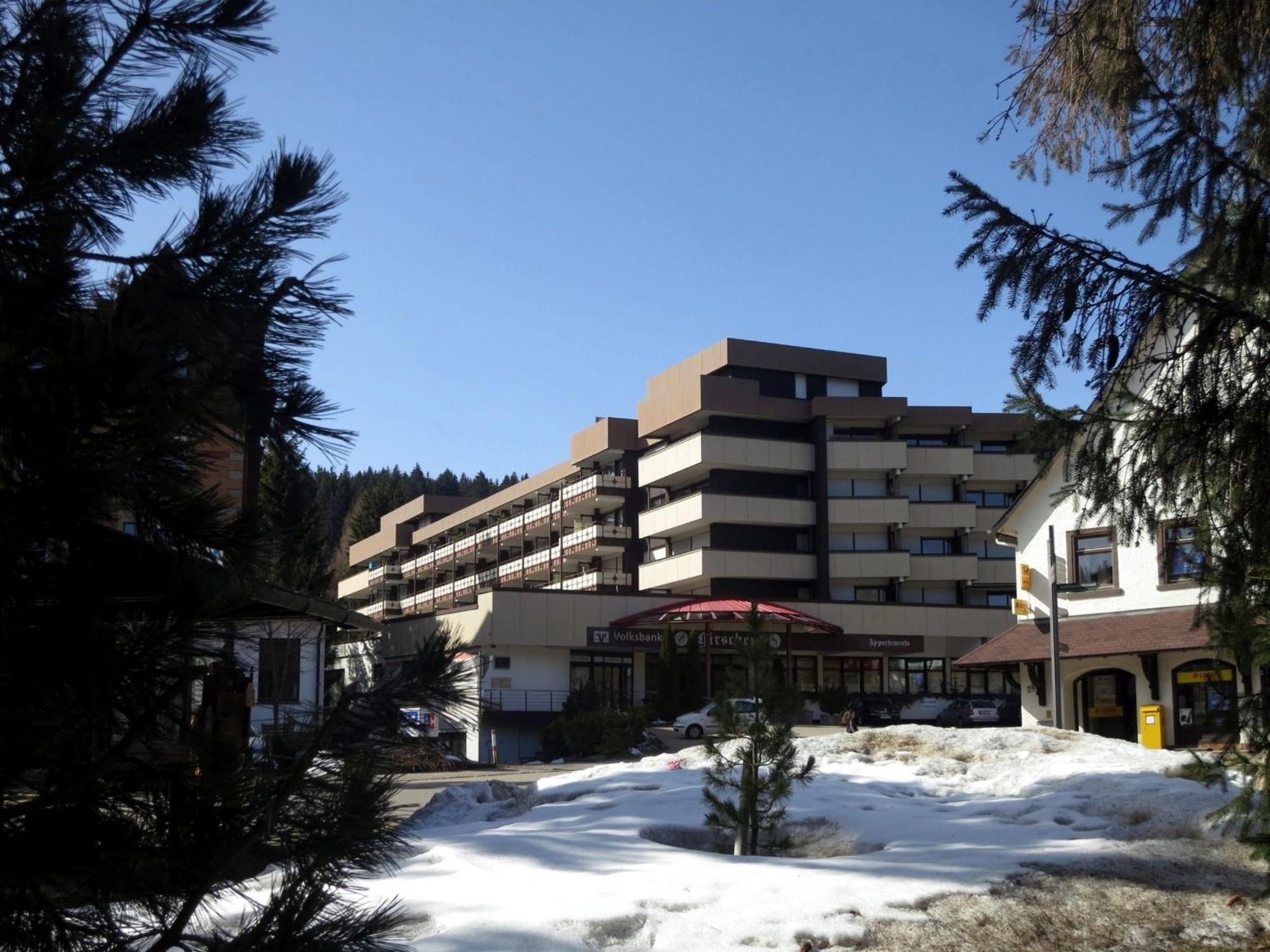 Apartment 471 *